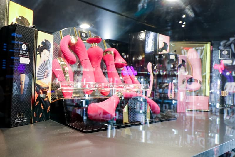 Sélection de vibromasseurs de la marque Shunga au Lynx Store - L'ultime sex-shop à Toulouse